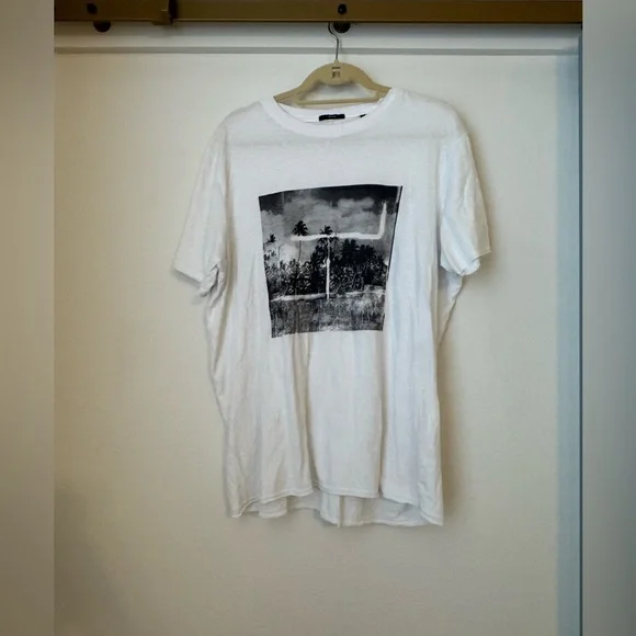 Neuw Palm Tree Art Graphic Linen-Blend T-Shirt- Medium - Picture 4 of 9